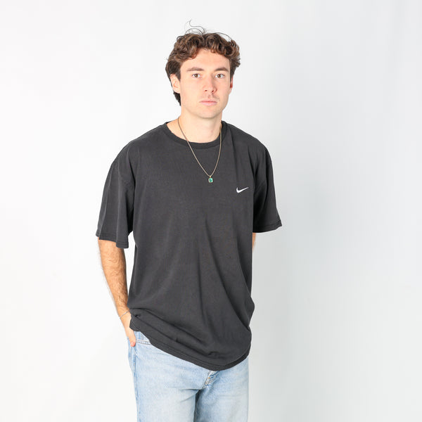 Black 90s Nike T-Shirt (XL)
